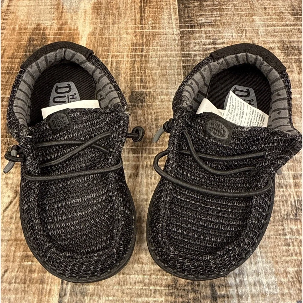 Hey Dude Wally Stretch KIDS Black Canvas Loafer US Size 7C Lightweight